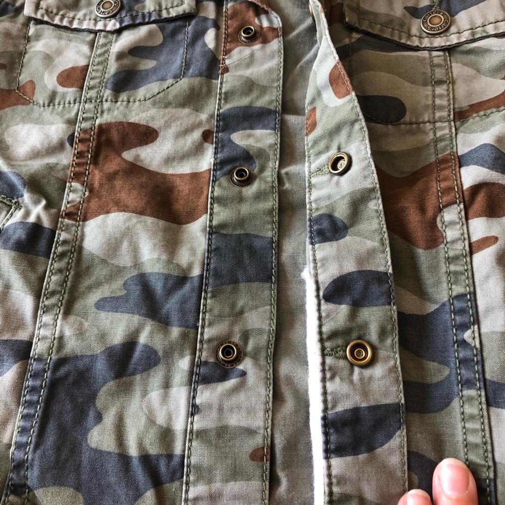 Carters boys blue , brown, green camouflage jacket with snap buttons - Picture 2 of 13